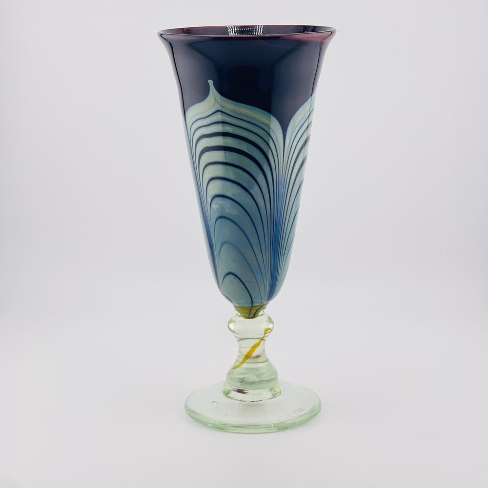 VTG 1979 John Barber Signed Pulled Feather Deep Cranberry Blue Art Glass Vase - Picture 2 of 11